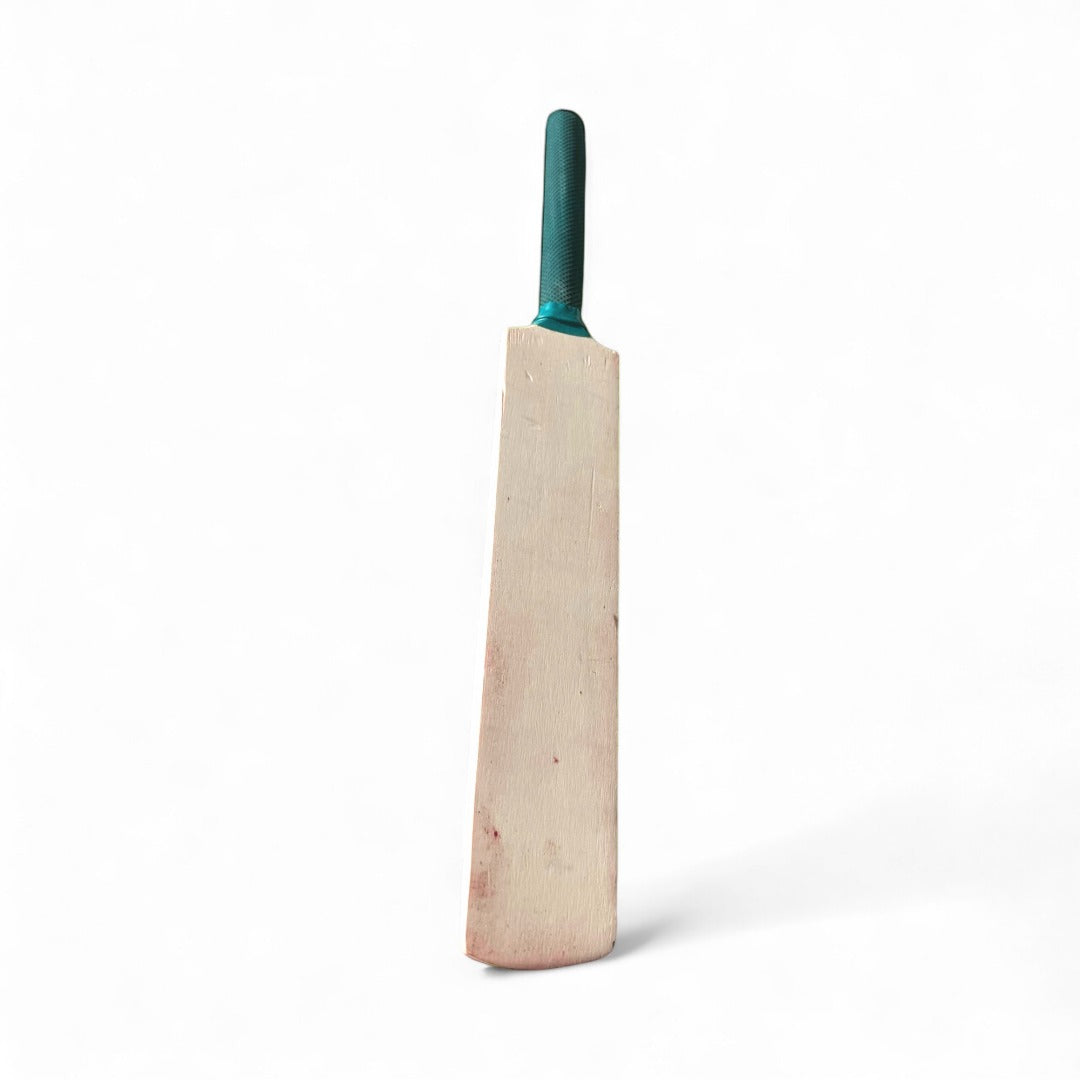 CRICKET-GIFTS - Mini Blank Cricket Bat | Ideal for Player Signatures | Small & Durable 40cm | Unvarnished & Unoiled | Collectible for Enthusiasts, One Size, Wood | Ball Not Included