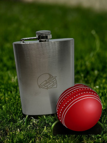 CRICKET-GIFTS  8oz 220ml Hip Flask