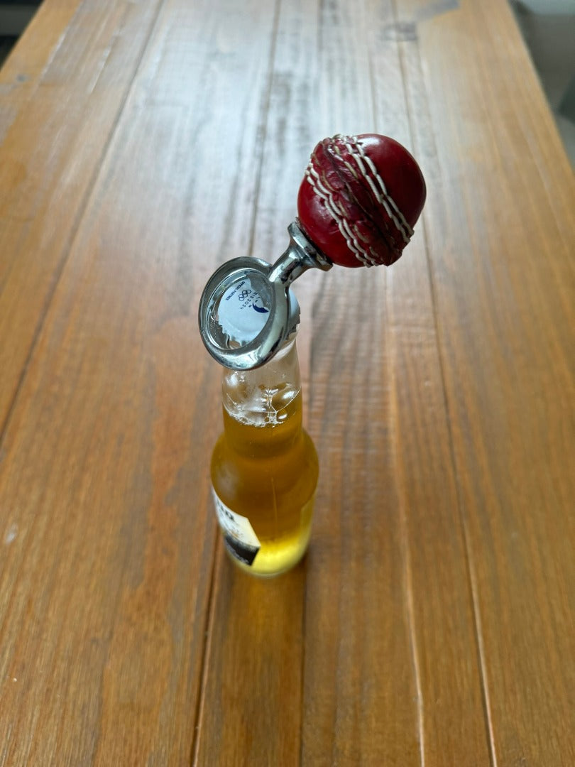 CRICKET-GIFTS Mini Cricket Ball Bottle Opener