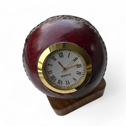 CRICKET-GIFTS - Quartz Cricket Ball Clock | Unique Sporting Design | Durable Leather & Brass | Precise Timekeeping | Decorative Centrepiece, Red, One Size, Wood