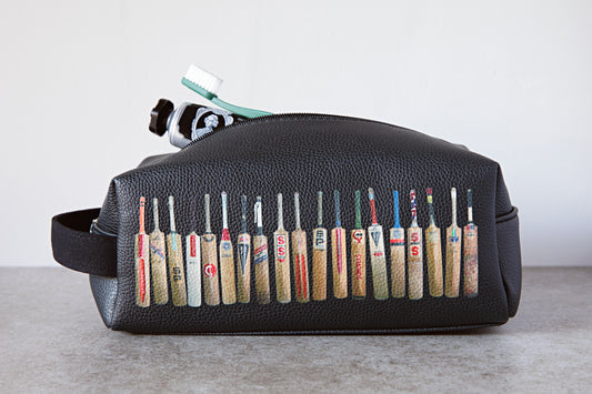 Cricket Bat Line Up Toiletry Bag Brown